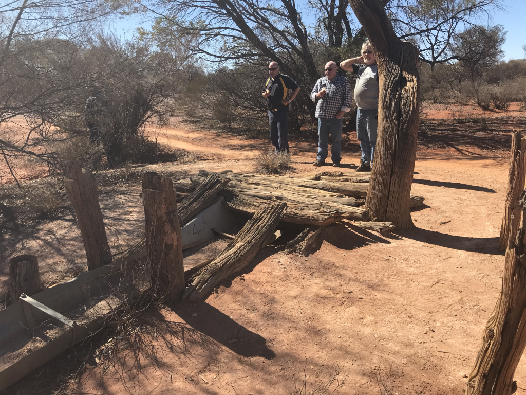 SR Well 4A - checking out the ruins